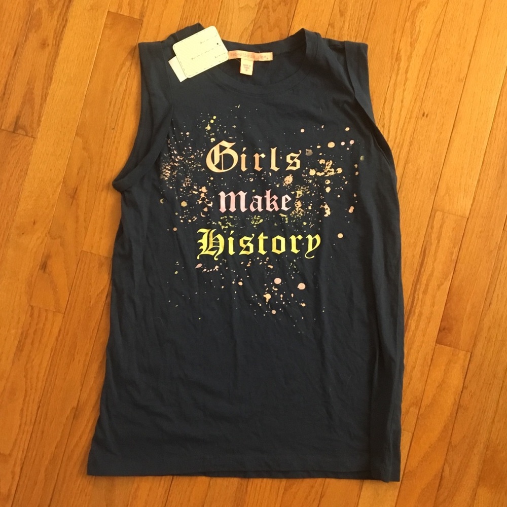 NWT Graphic Girls History Herstory Feminist Muscle - Picture 2 of 6